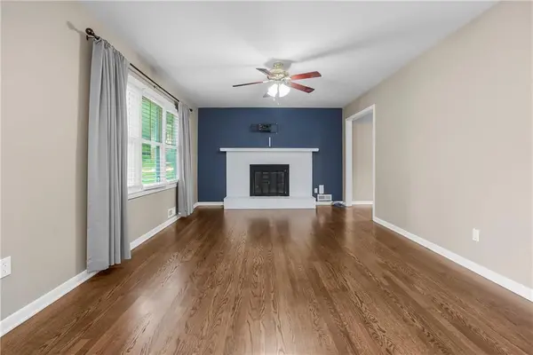 10200 Outlook DR, Overland Park, KS 66207