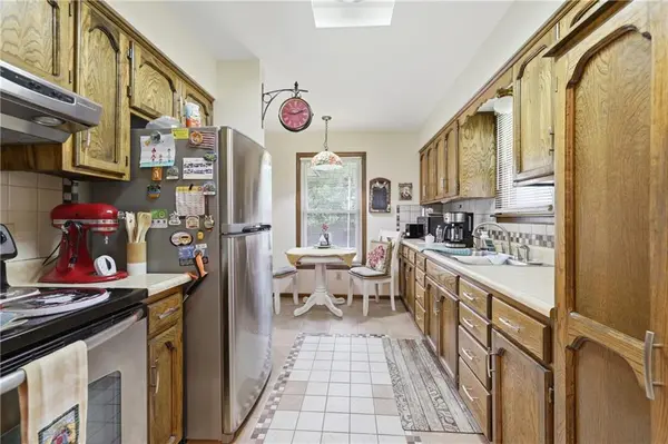 4680 N OLIVE ST, Kansas City, MO 64116