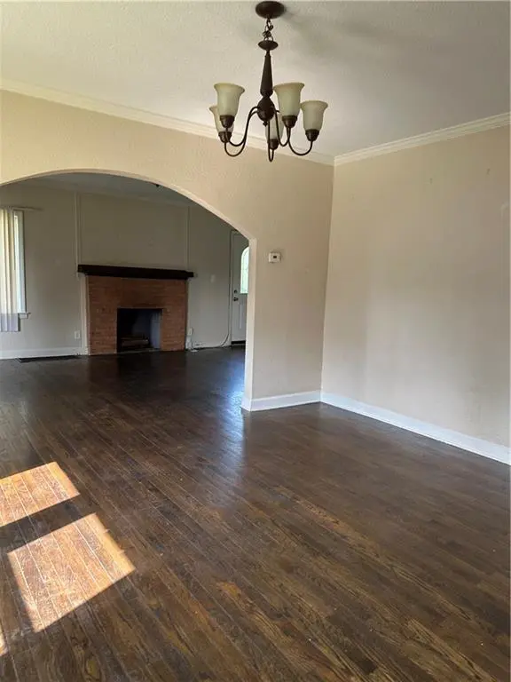 1701 E MECHANIC AVE, Independence, MO 64050