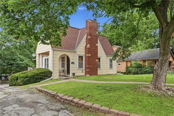 3418 Everett AVE, Kansas City, KS 66102