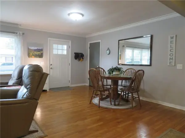 12 Holly LN, Paola, KS 66071