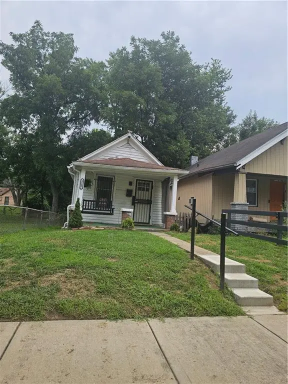 4007 Park AVE, Kansas City, MO 64130