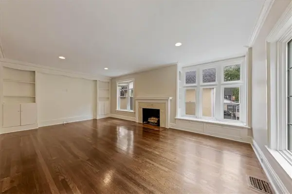 4346 Locust ST, Kansas City, MO 64110