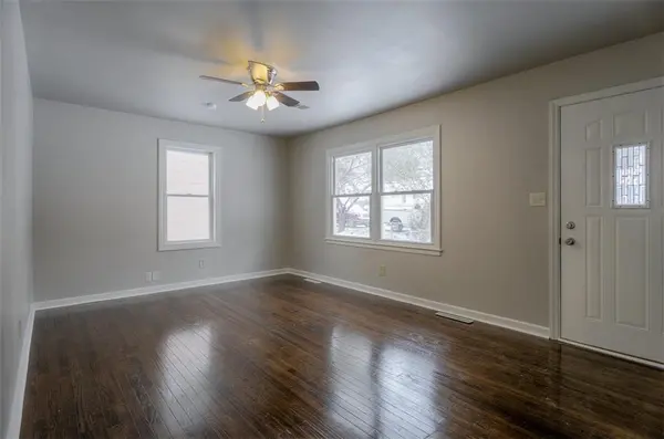 1709 N Dodgion AVE, Independence, MO 64050