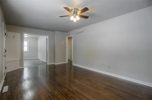 1709 N Dodgion AVE, Independence, MO 64050