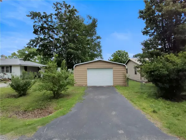 809 S Taylor ST, Lowry City, MO 64763
