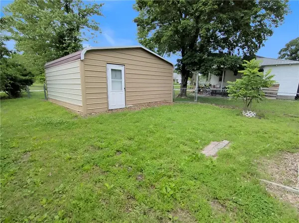 809 S Taylor ST, Lowry City, MO 64763