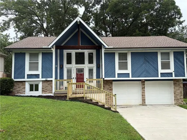 7832 N GARFIELD AVE, Kansas City, MO 64118
