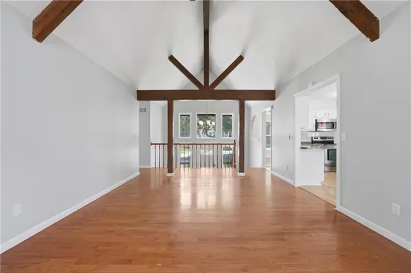 7832 N GARFIELD AVE, Kansas City, MO 64118