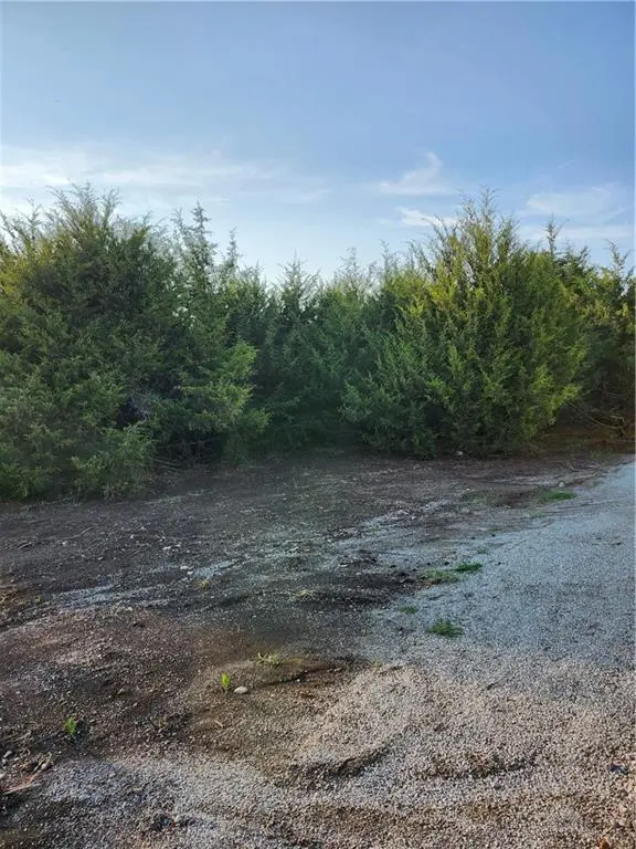 157 S Linn Valley DR, Linn Valley, KS 66040