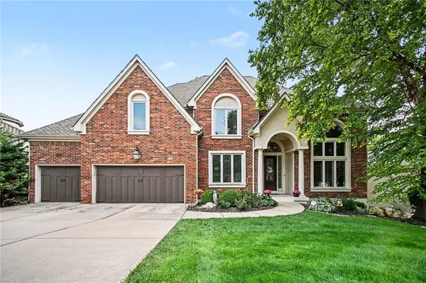 20613 W 96th TER, Lenexa, KS 66220