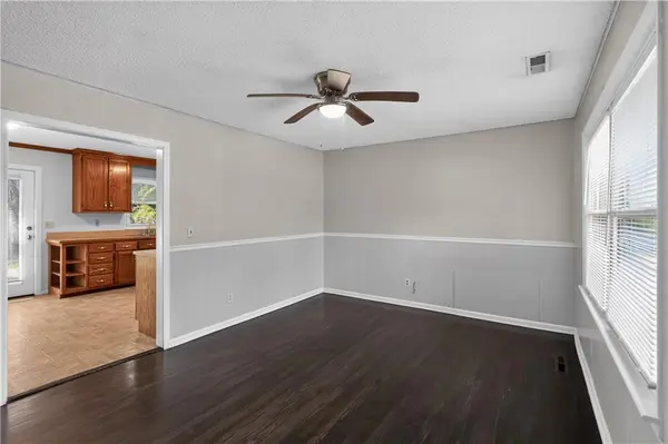 10324 Oakland AVE, Kansas City, MO 64134