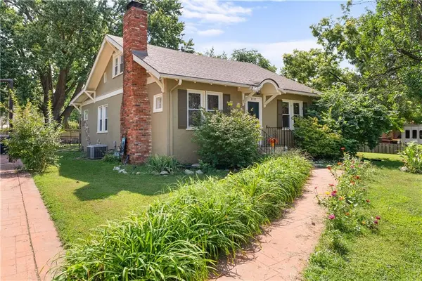 3725 N Indiana AVE, Kansas City, MO 64117
