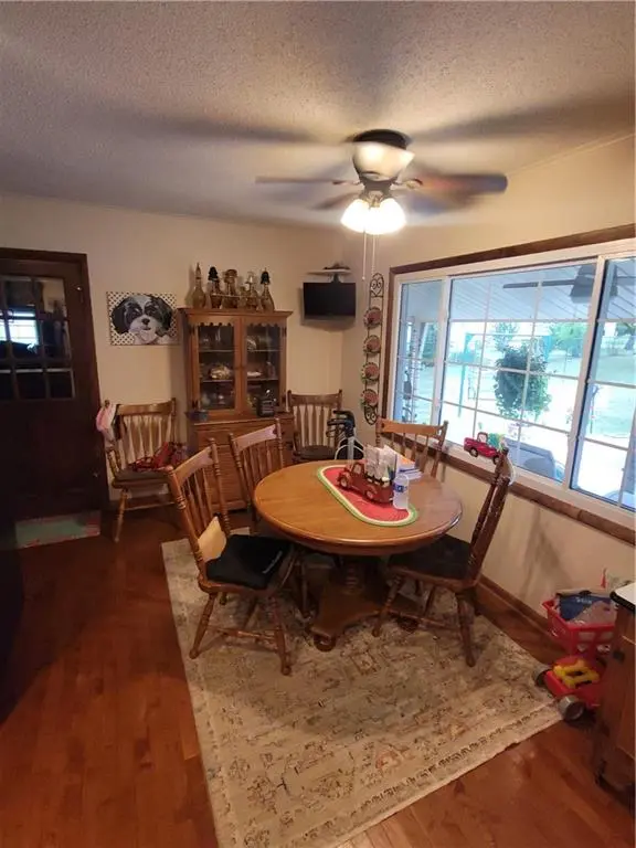 203 Fireside DR, Arma, KS 66712