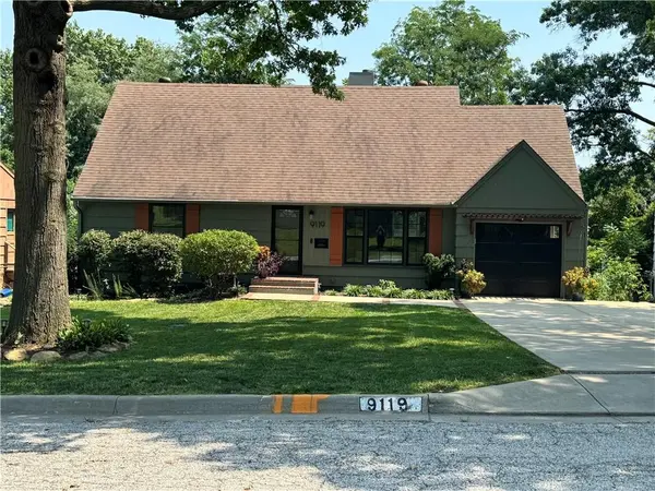 9119 Washington ST, Kansas City, MO 64114