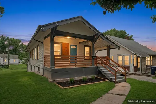 2034 Oakley AVE, Kansas City, MO 64127