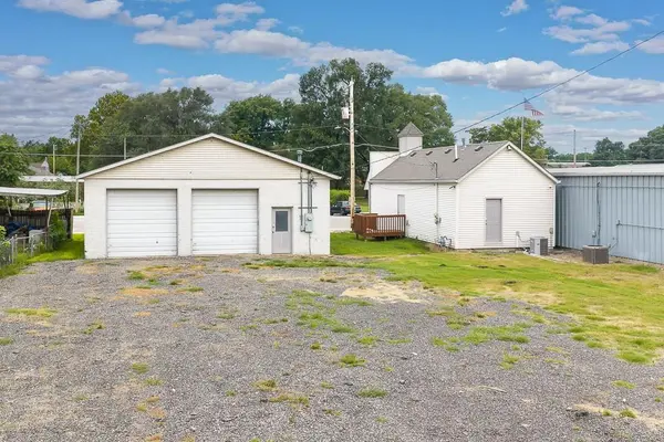 306 & 308 Main ST, Linwood, KS 66052