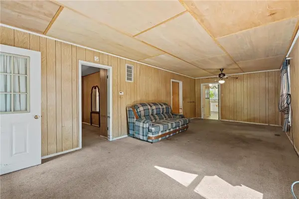 402 W Elm ST, Dearing, KS 67340