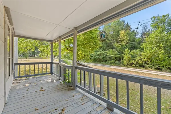 402 W Elm ST, Dearing, KS 67340
