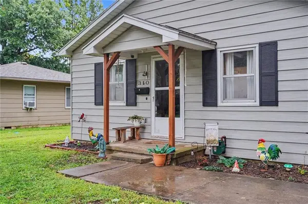 310 Washington ST, Garnett, KS 66032