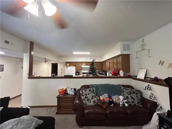 727 A & B Kiowa ST, Leavenworth, KS 66048