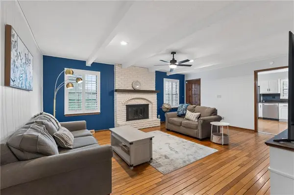 1704 NE 69th TER, Gladstone, MO 64118