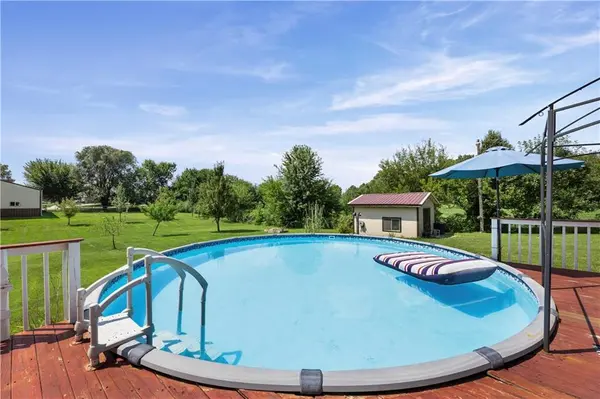 306 E 8th ST, Wellsville, KS 66092