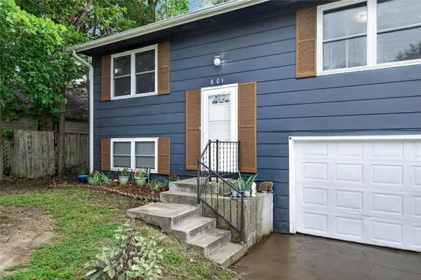 601 SE 23rd ST, Topeka, KS 66605