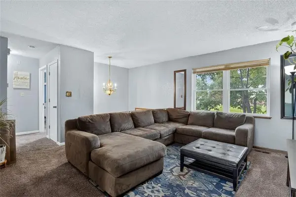 601 SE 23rd ST, Topeka, KS 66605