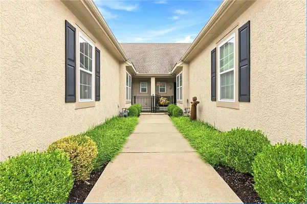2511 NE 107th TER, Kansas City, MO 64155