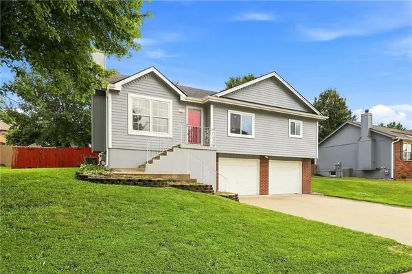 7331 N Crystal AVE, Kansas City, MO 64119