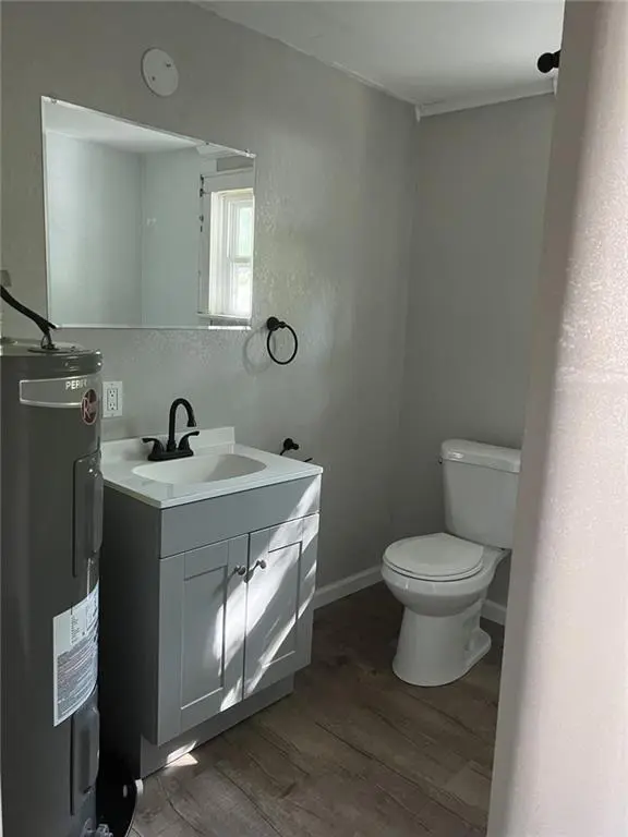 29 S Ball ST, Webb City, MO 64870