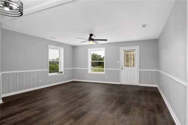 9406 SW State Route JJ N/A, St Joseph, MO 64504