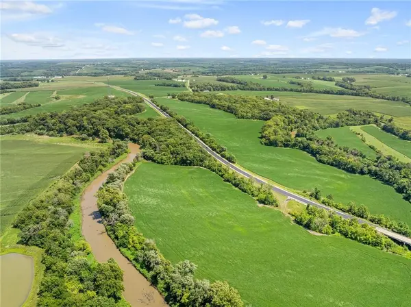 14625 Shady LN, Wellington, MO 64097