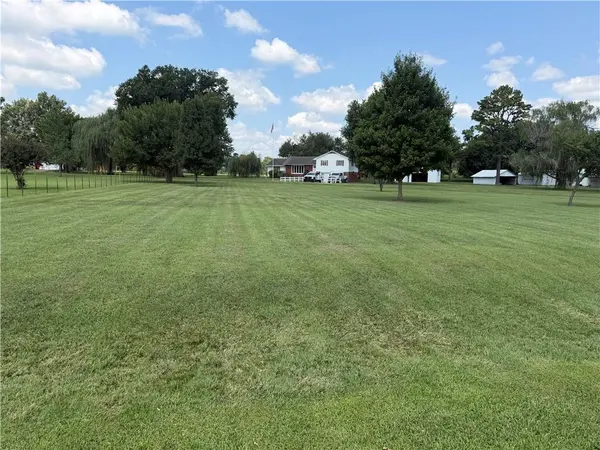 1486 215th ST, Fort Scott, KS 66701