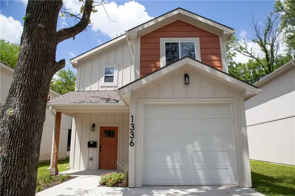 1336 S Pope AVE, Independence, MO 64055