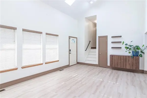 1333 NE Grand AVE, Lee's Summit, MO 64086
