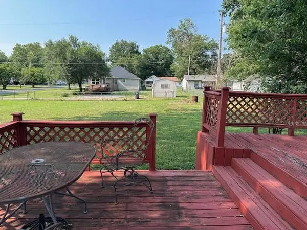 1201 E 7th ST, Pittsburg, KS 66762