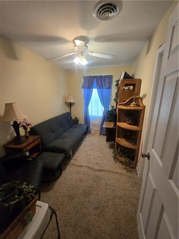634 W Lindsey ST, Buffalo, MO 65622