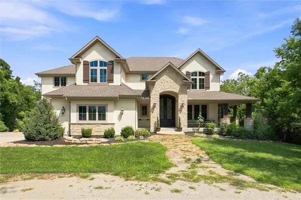 14555 Oak Valley DR, Gardner, KS 66030