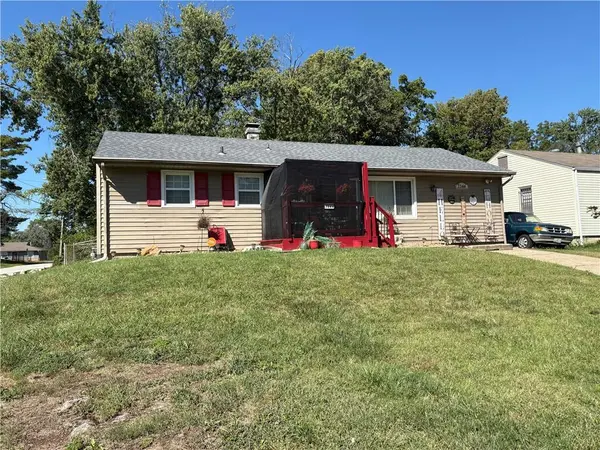 7344 College AVE, Kansas City, MO 64132