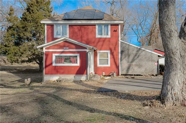 3006 NE Parvin RD, Kansas City, MO 64117