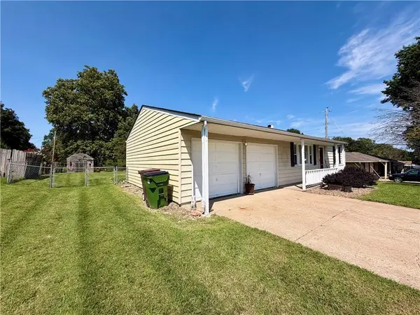 10604 E 75 ST, Raytown, MO 64138
