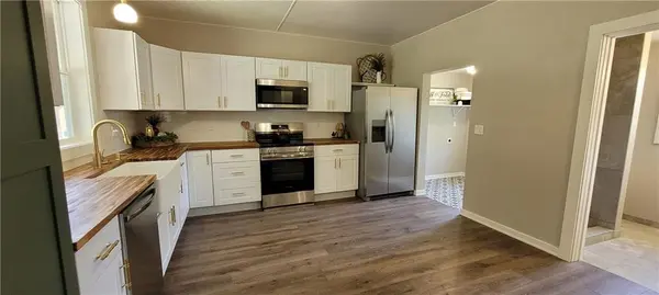 102 N Country Club DR, Rock Port, MO 64482