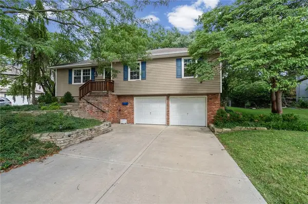 106 N Cleveland AVE, Belton, MO 64012