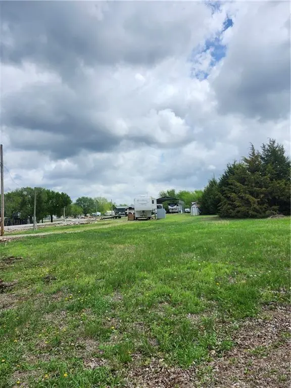 101 Linn Valley DR, Linn Valley, KS 66040