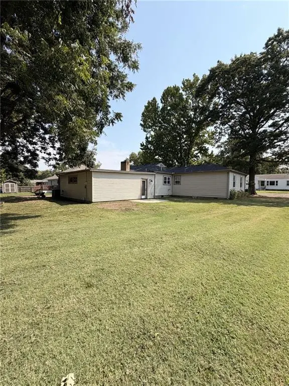 708 S Woodland ST, Pittsburg, KS 66762