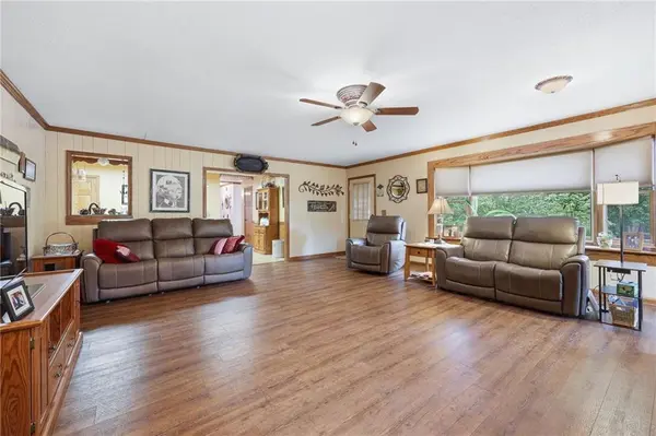 407 NE 113TH ST, Kansas City, MO 64155