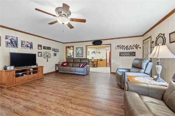 407 NE 113TH ST, Kansas City, MO 64155