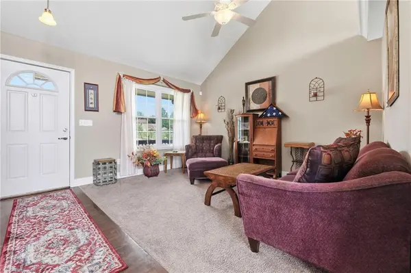 519 Holt DR, Liberty, MO 64068